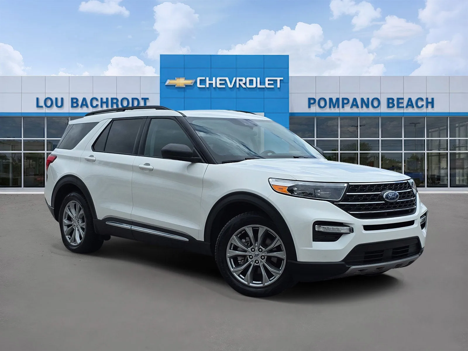 2023 Ford Explorer XLT