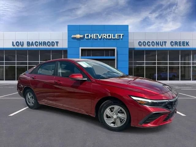 2024 Hyundai Elantra SE