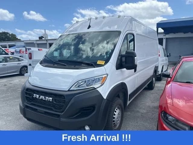 2025 RAM ProMaster Cargo Van Tradesman