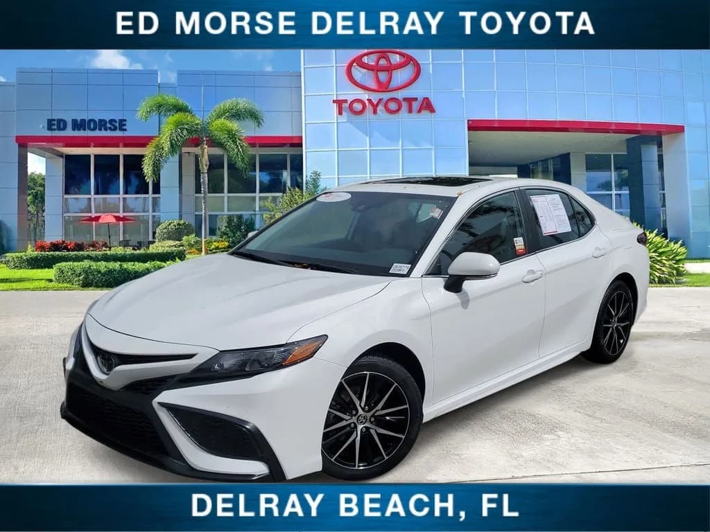 2023 Toyota Camry SE