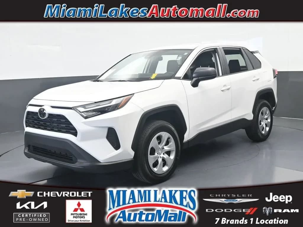 2025 Toyota RAV4 LE