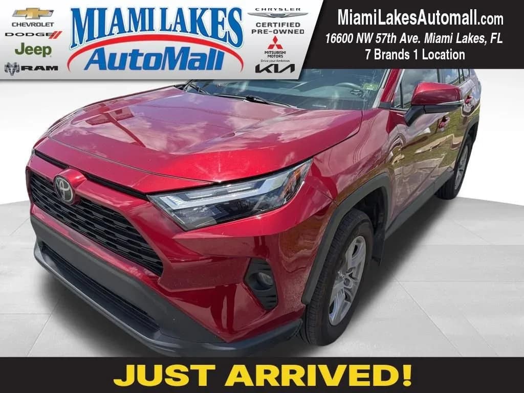 2025 Toyota RAV4 XLE