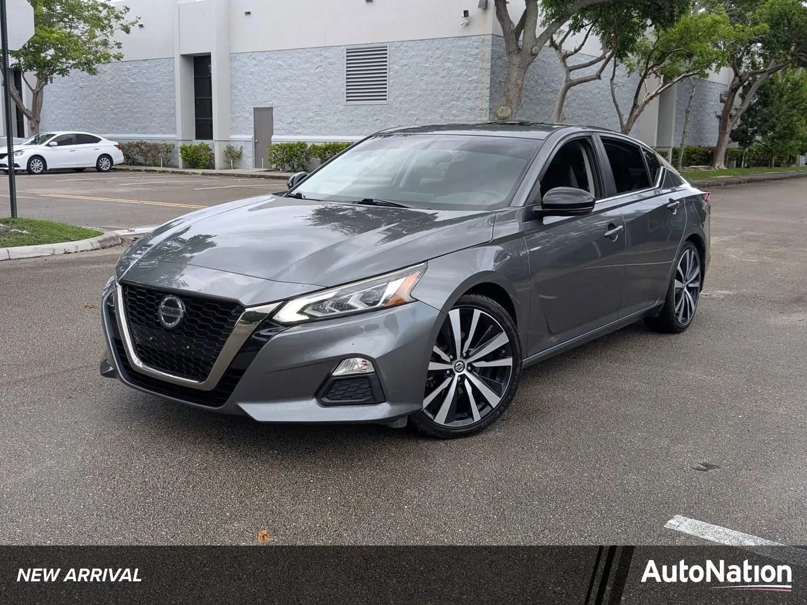 2019 Nissan Altima 2.5 SR Sedan