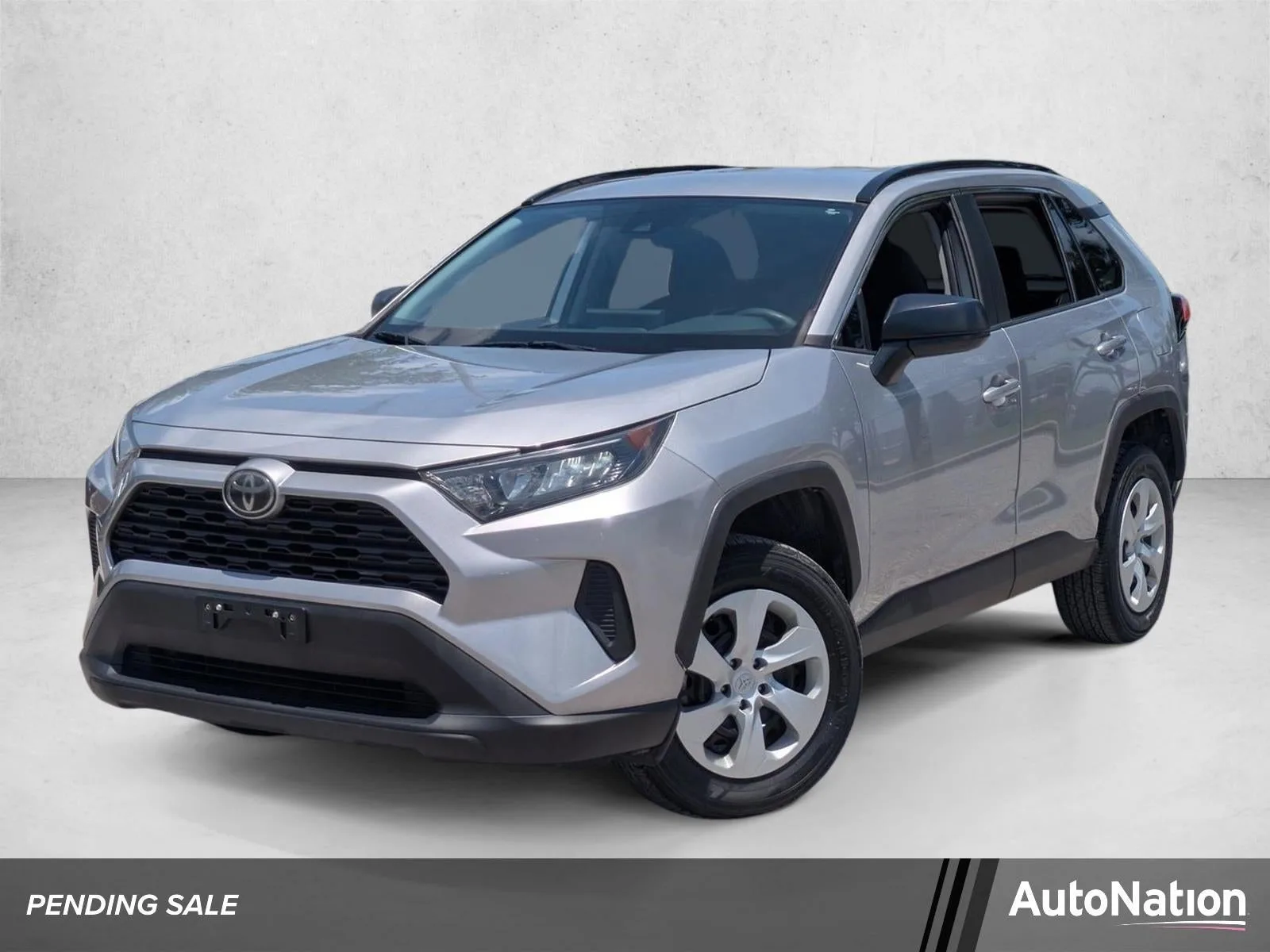 2020 Toyota RAV4 LE FWD (GS)