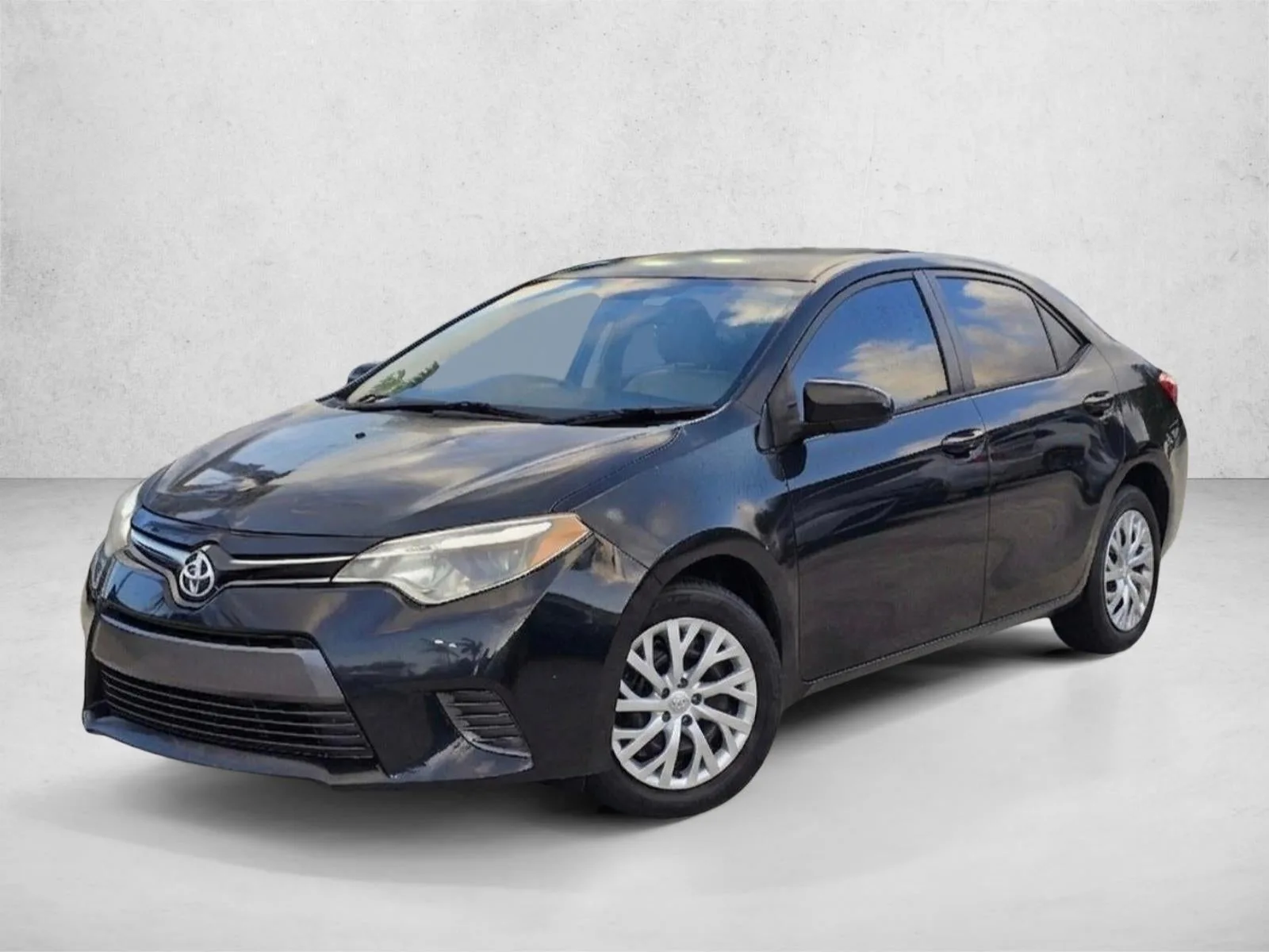 2015 Toyota Corolla 4dr Sdn CVT Auto LE (Natl)