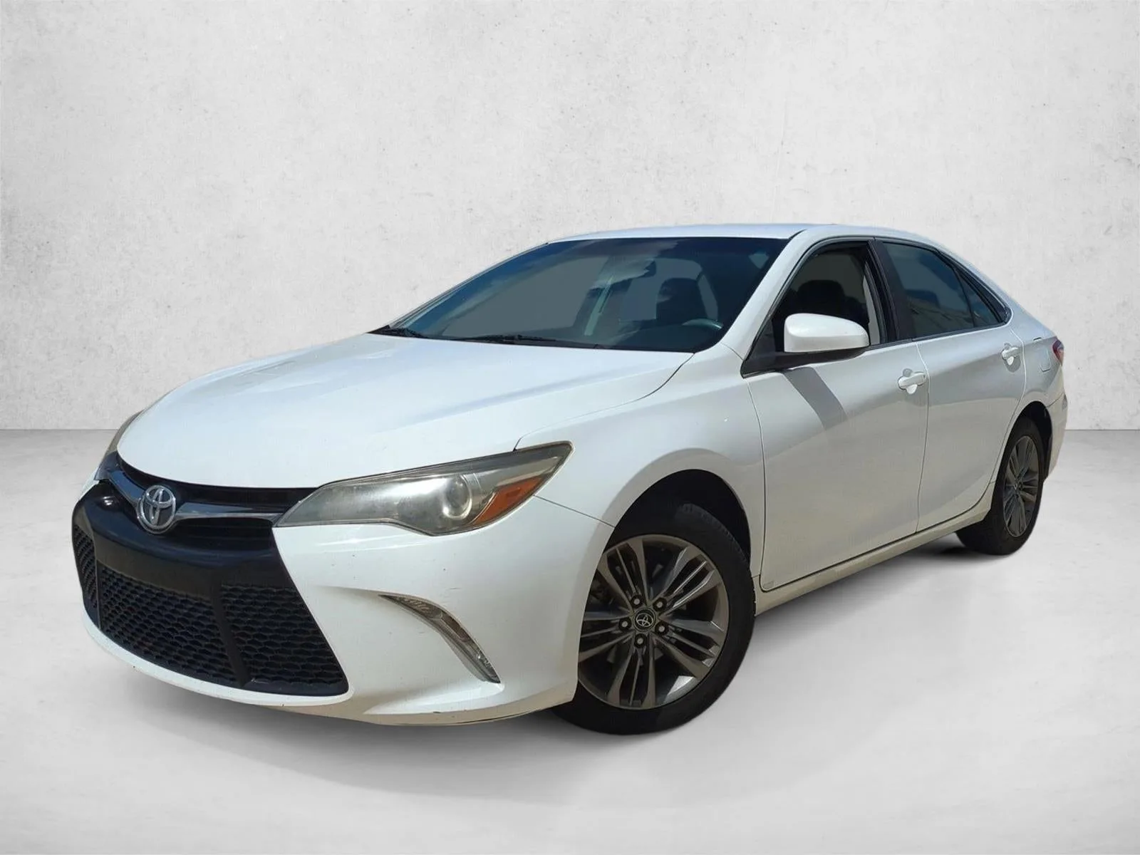 2017 Toyota Camry SE Auto (SE)