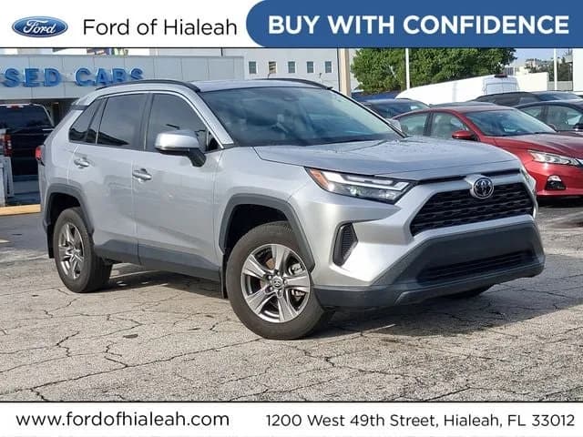 2024 Toyota RAV4 XLE