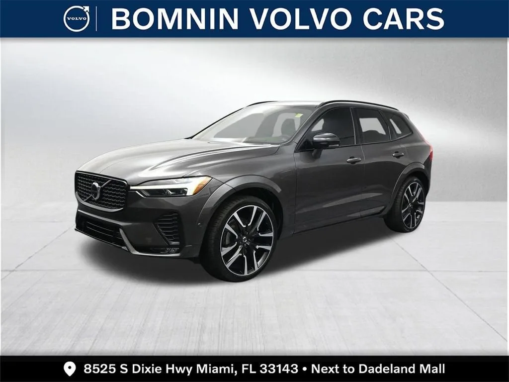 2024 Volvo XC60 Ultimate Dark Theme