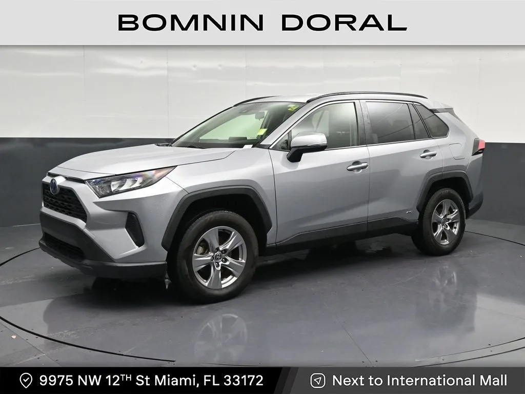 2022 Toyota RAV4 Hybrid LE