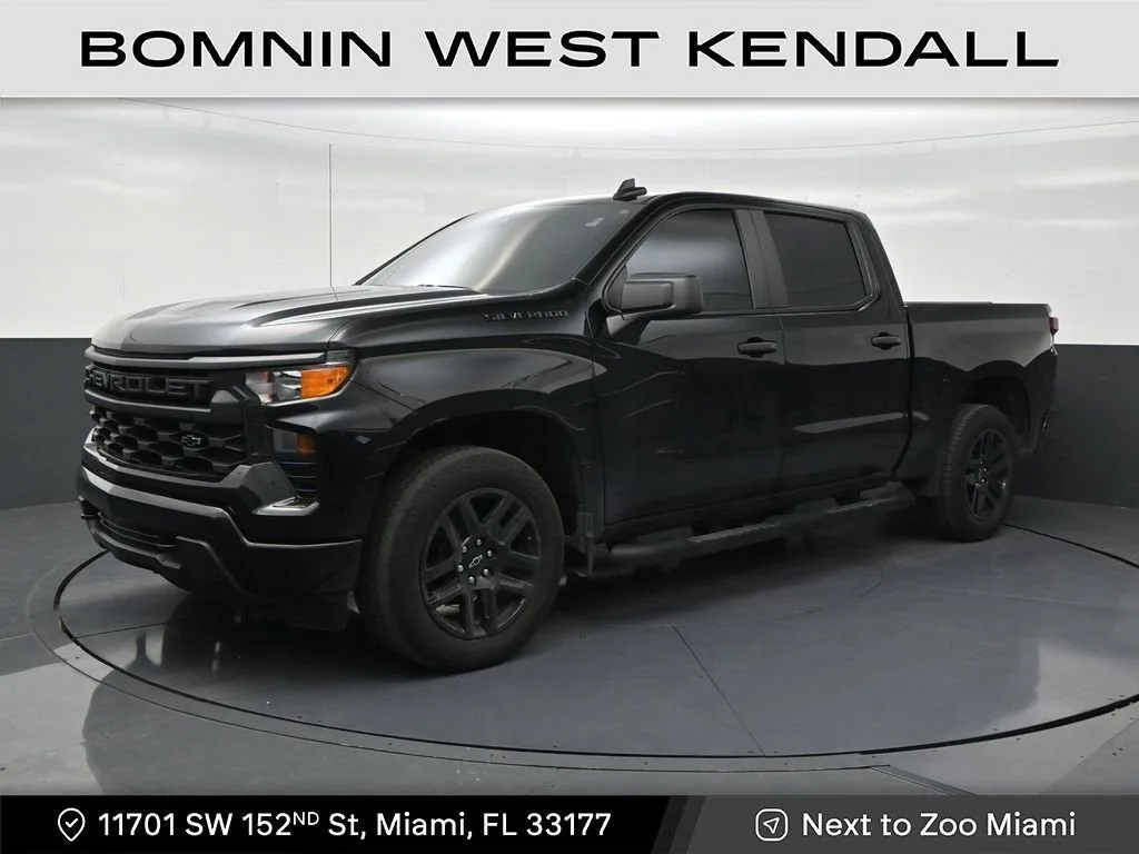 2024 Chevrolet Silverado 1500 Custom