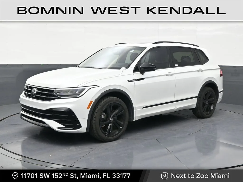 2024 Volkswagen Tiguan SE R-Line Black
