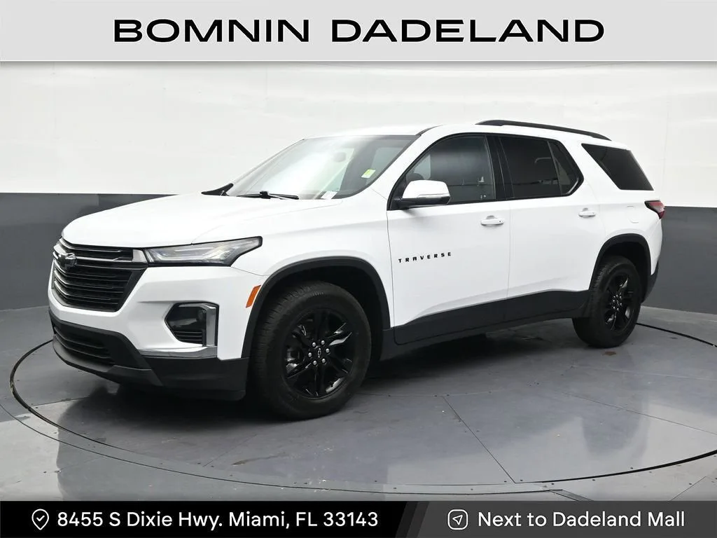 2023 Chevrolet Traverse LT Cloth