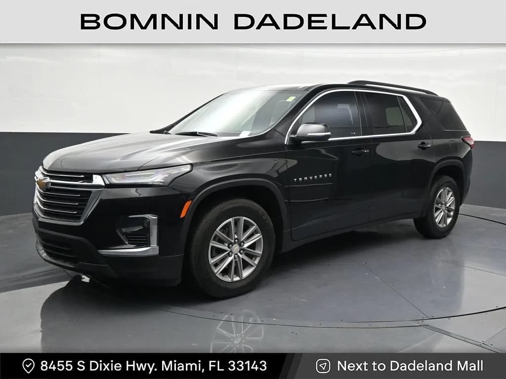 2023 Chevrolet Traverse LT Cloth