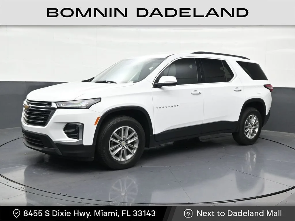2023 Chevrolet Traverse LT Cloth