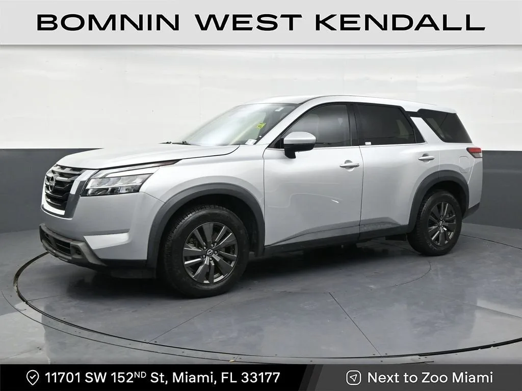 2022 Nissan Pathfinder S