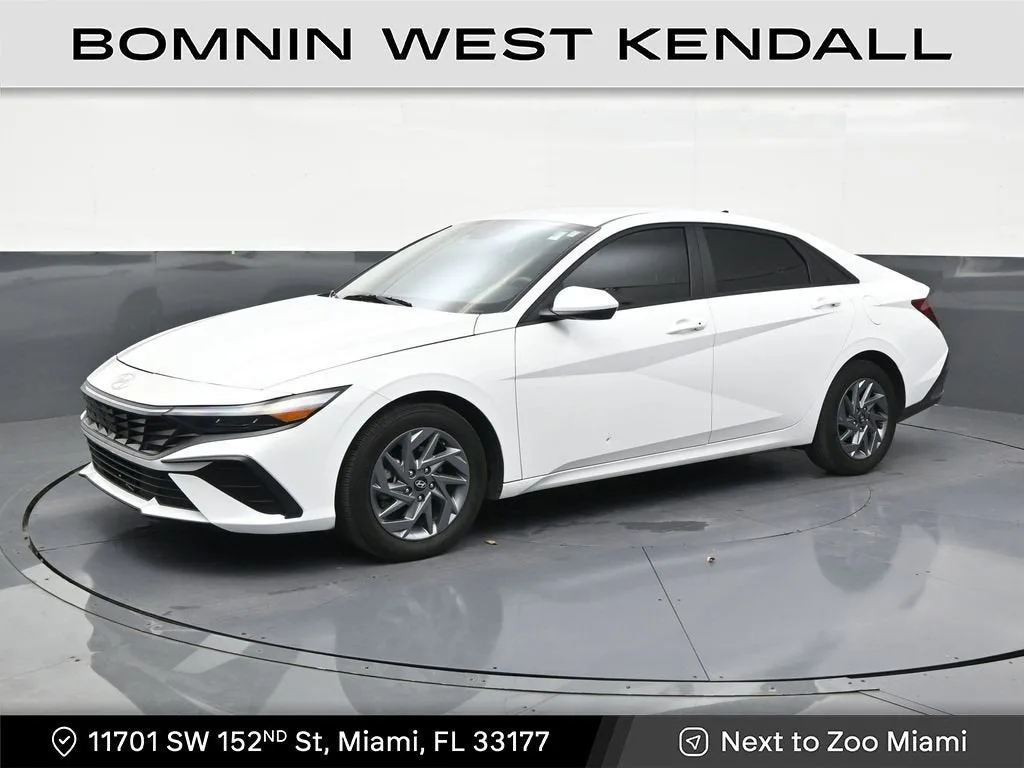 2024 Hyundai Elantra SEL