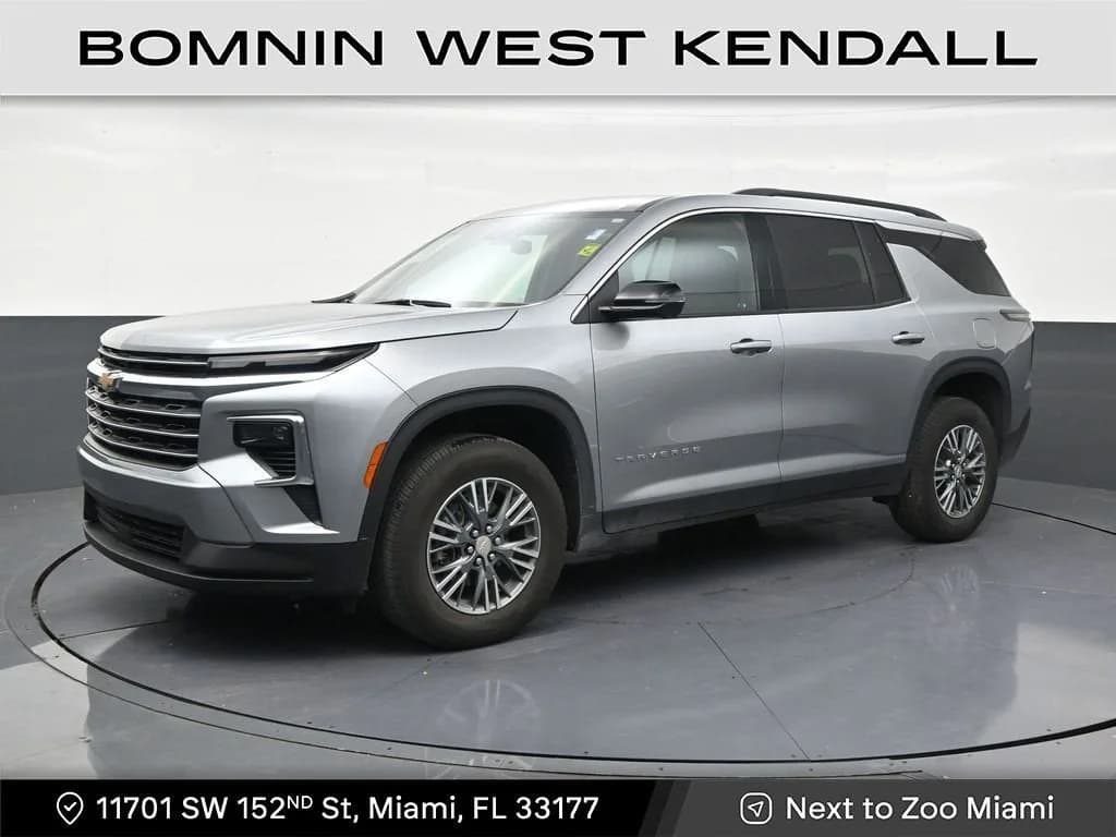 2024 Chevrolet Traverse LT
