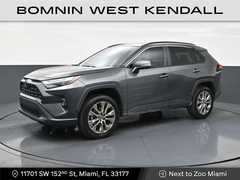 2022 Toyota RAV4 XLE Premium