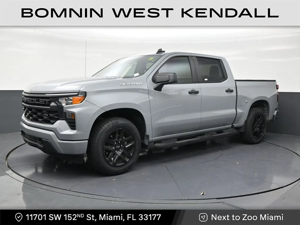 2025 Chevrolet Silverado 1500 Custom
