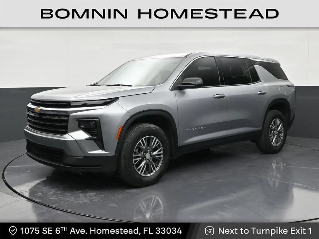 2024 Chevrolet Traverse LS