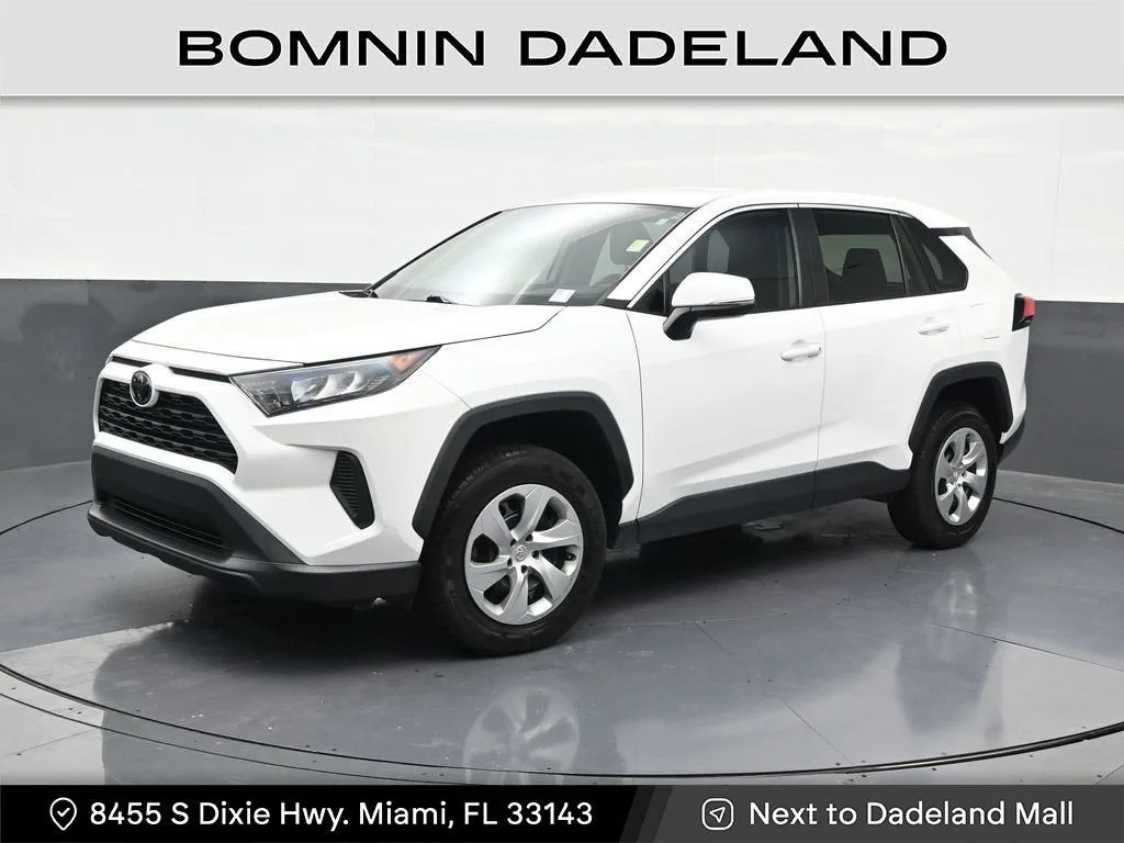 2022 Toyota RAV4 LE