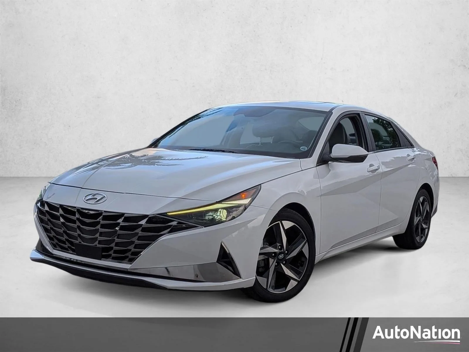2023 Hyundai ELANTRA Limited IVT