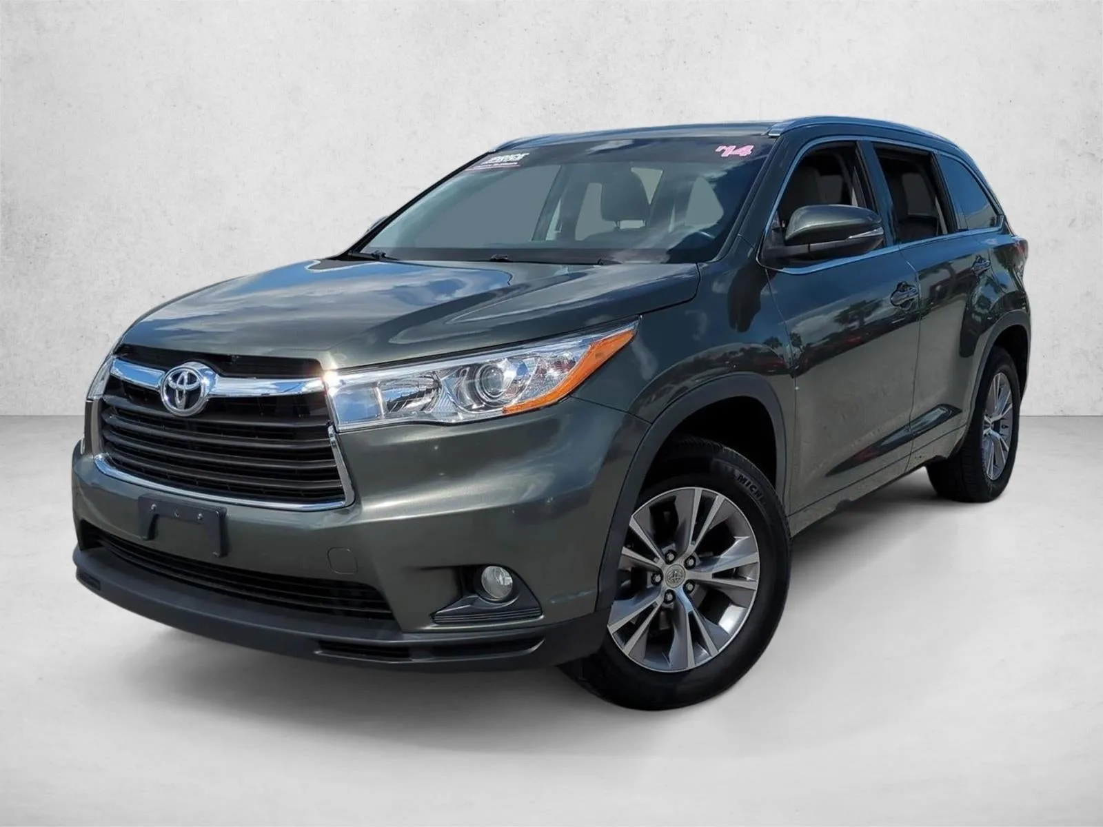2014 Toyota Highlander FWD 4dr V6 XLE (Natl)