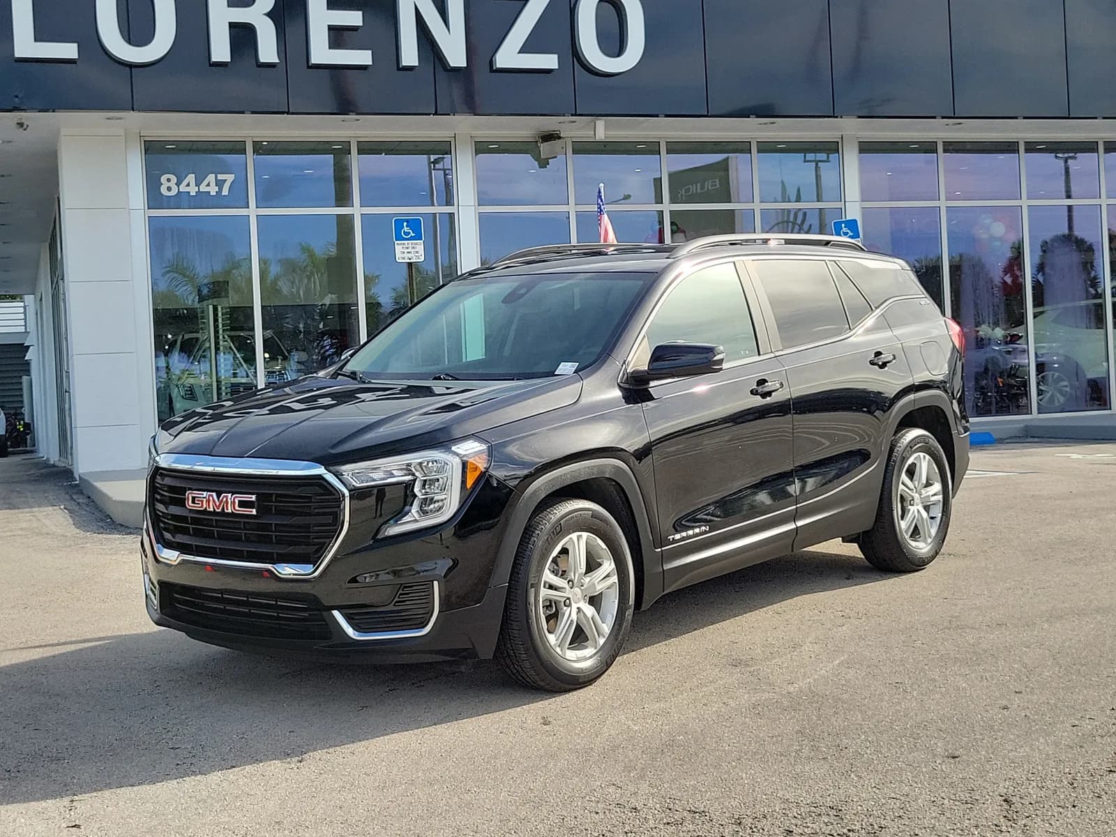 2023 GMC Terrain SLE