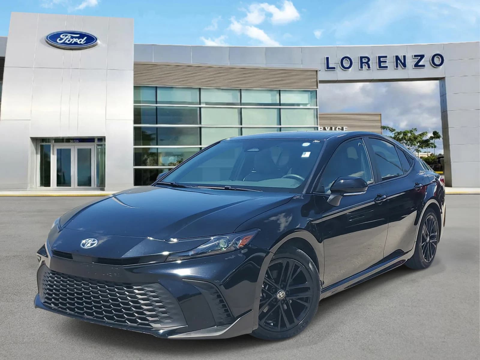 2025 Toyota Camry SE