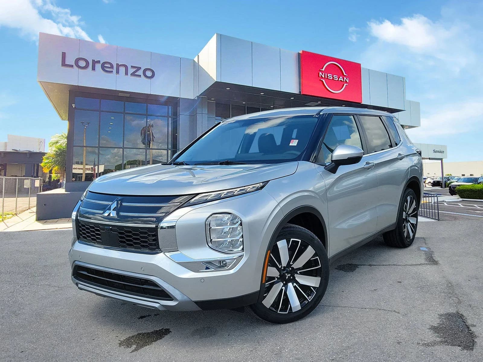 2025 Mitsubishi Outlander SE