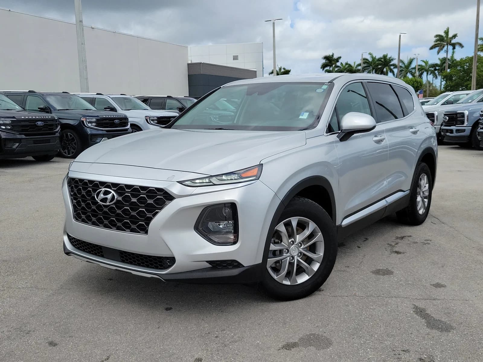 2020 Hyundai Santa Fe SE