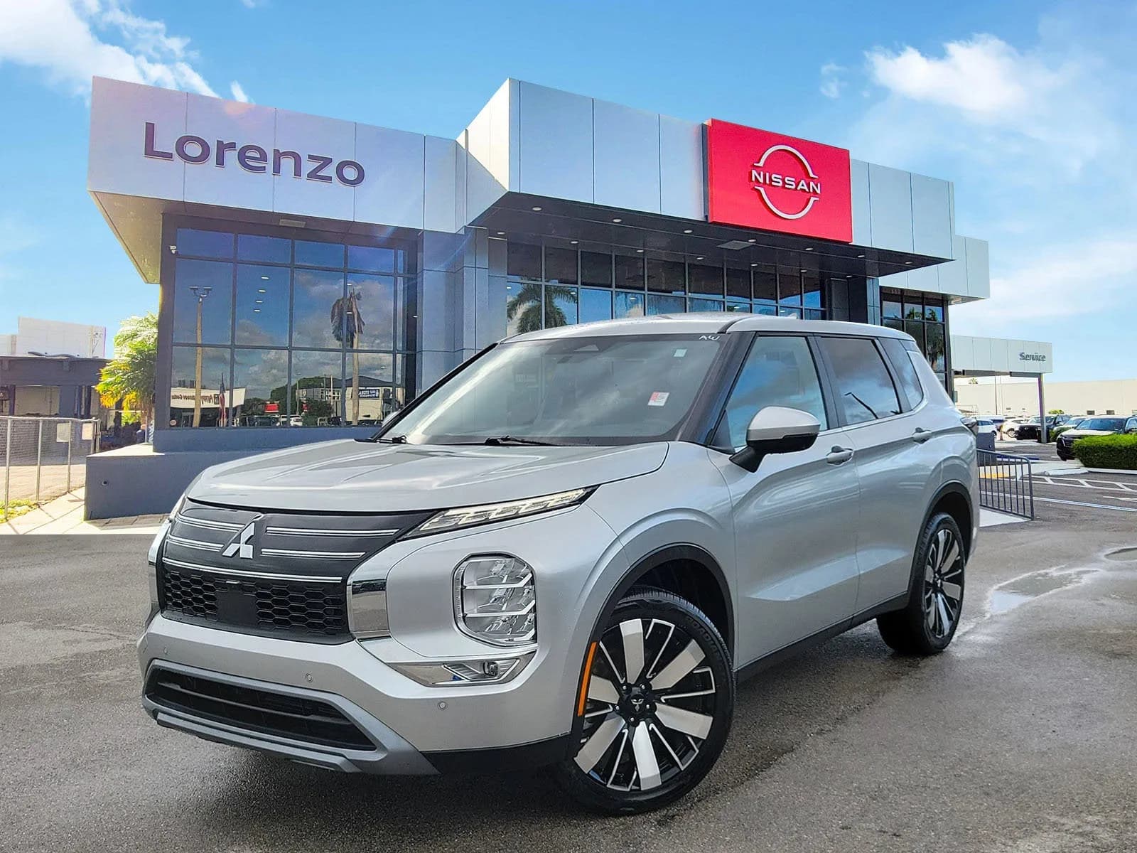 2025 Mitsubishi Outlander SE