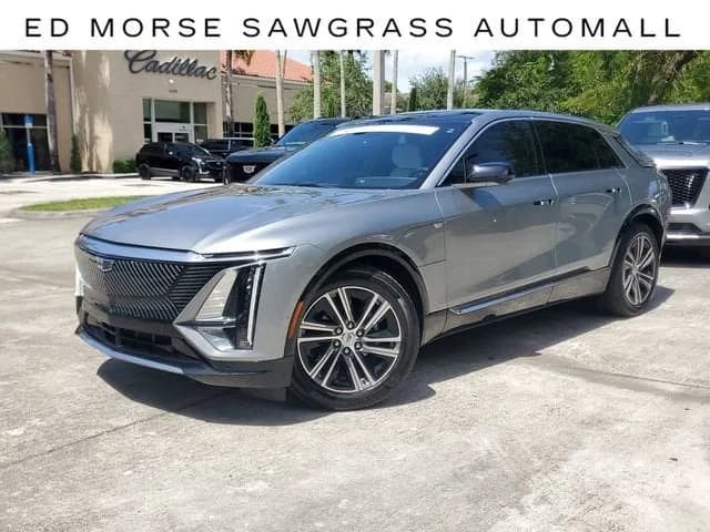 2024 Cadillac LYRIQ Luxury 1