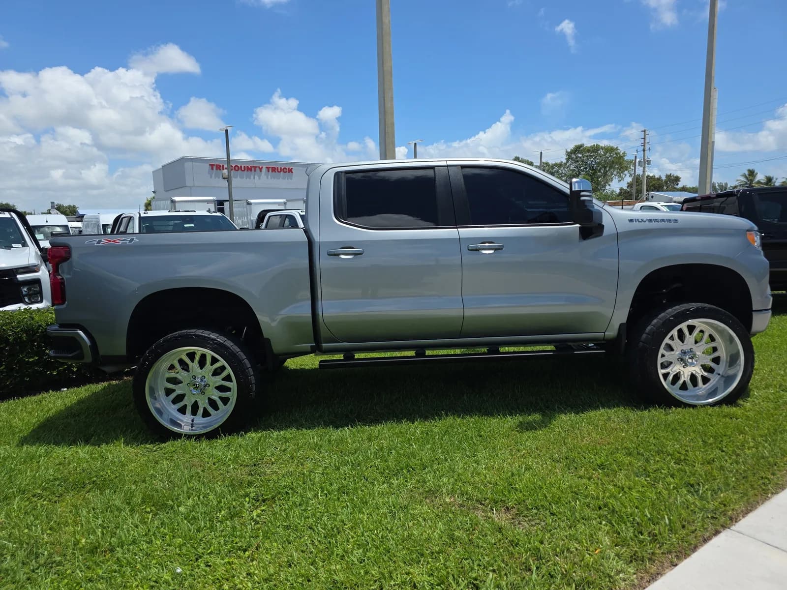 2024 Chevrolet Silverado 1500 RST