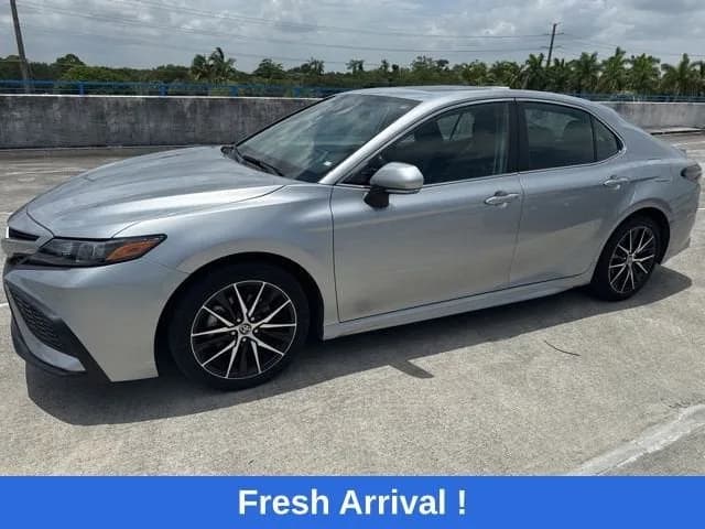 2024 Toyota Camry SE