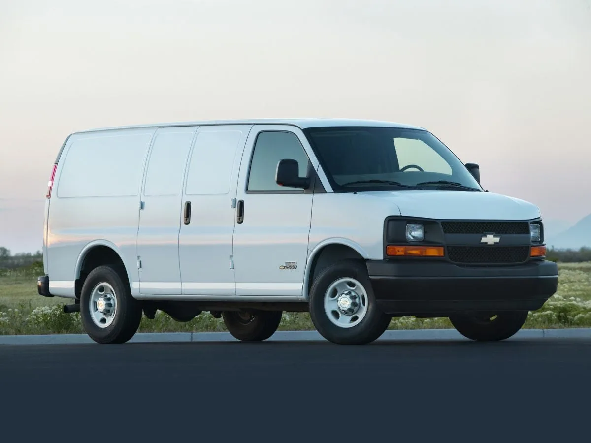 2009 Chevrolet Express 2500 Work Van Cargo