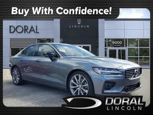 2021 Volvo S60 T5 Momentum