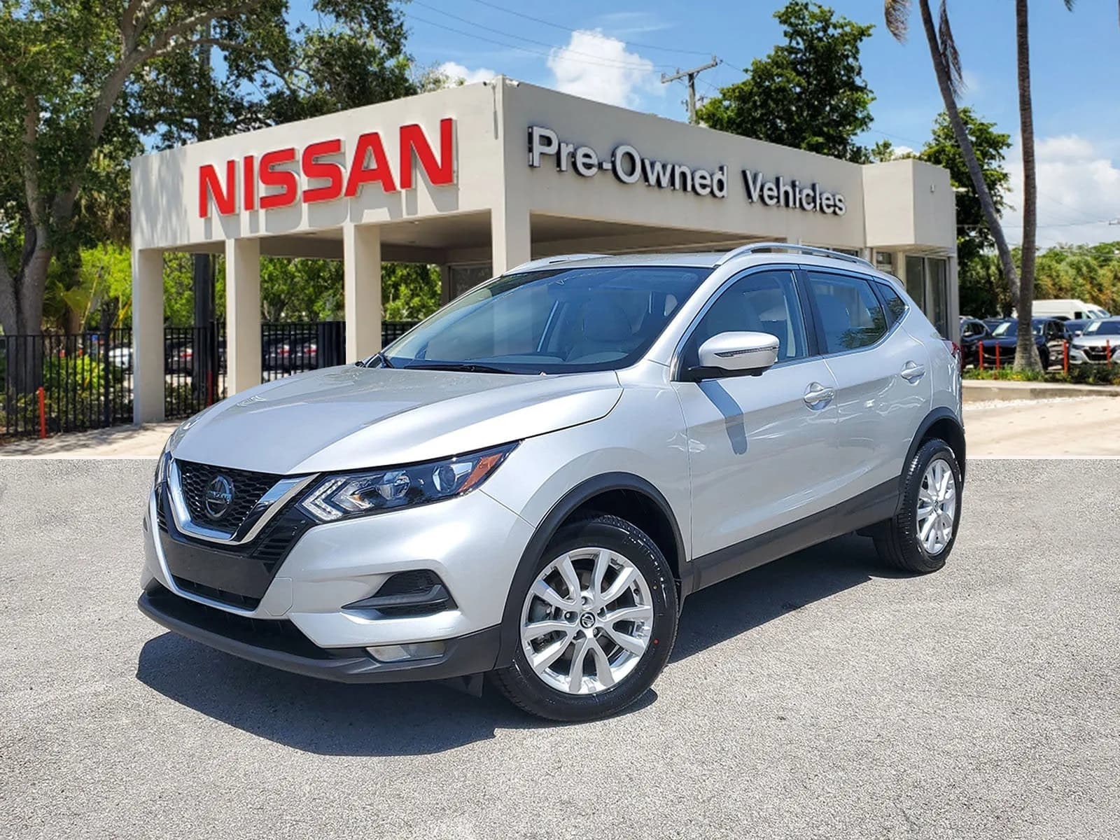 2022 Nissan Rogue Sport SV