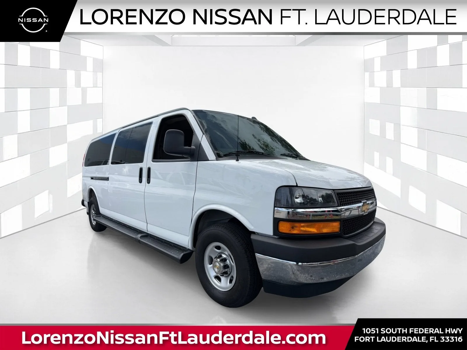 2025 Chevrolet Express Passenger LT